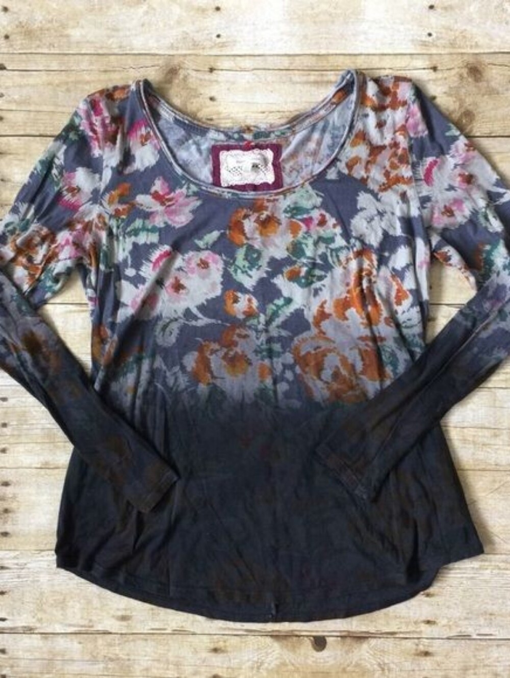 Pure & Good Women’s Long Sleeve Scoop Neck Floral Print Top, Gray Multi Sz XS